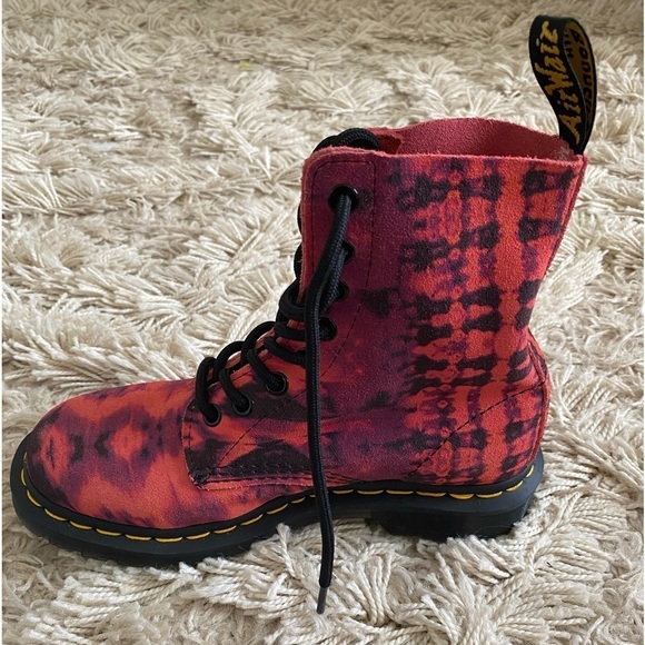 Streetwear, Edgy, Grunge Dr Martens PASCAL Summer Tie Dye Leather Combat Boots - Picture 8 of 10
